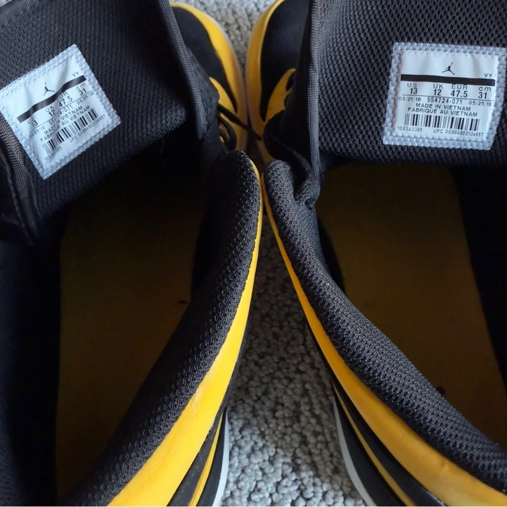 Nike Air Jordan 1 Mid Reverse New Love Yellow Black 554724-071 Size 13